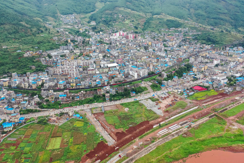 席秦岭 徐湘东 肖洋 图片由喜德县委宣传部提供——摘自凉山州2021年