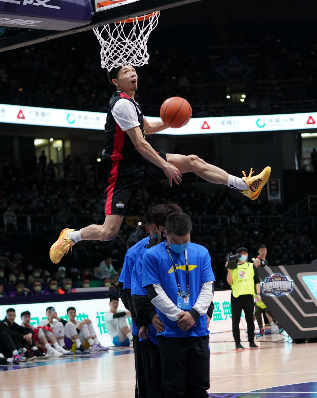 体育篮球cba全明星赛陈登星获扣篮大赛亚军