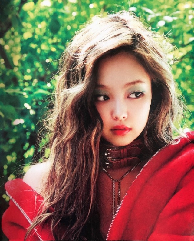 卷毛慵懒猫咪金智妮