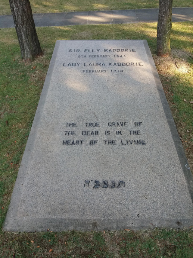 中国最大最早的名人公墓上海万国公墓