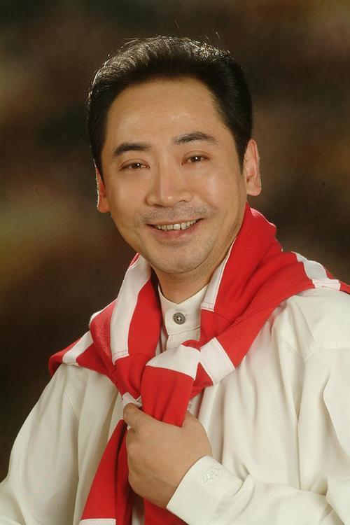 57岁特型演员刘劲:一顿饭情定今生,幸福满满!_腾讯新闻