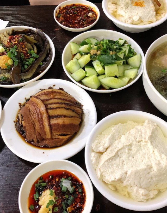 豆花饭才是山城的灵魂探寻重庆的老馆子回味童年的味道