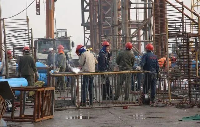 500一天的工地,为什么招人困难?