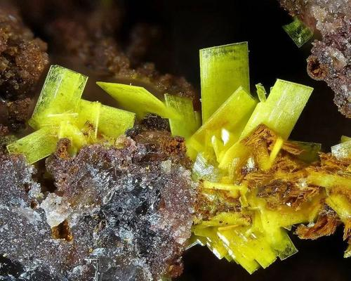 印度在边境探测到30多万吨铀矿打算用来造核武器