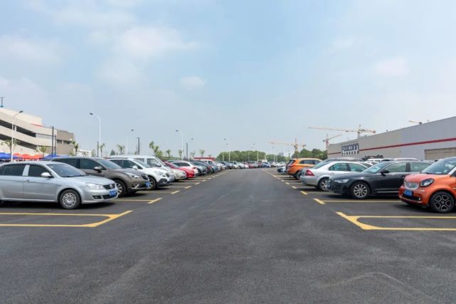 停车充电停车场场景的价值进击