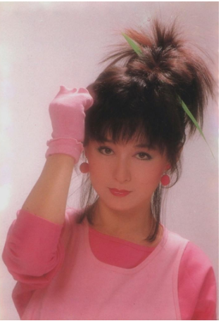 追求林青霞迎娶潘迎紫二婚小19岁娇妻晚年猝死片场