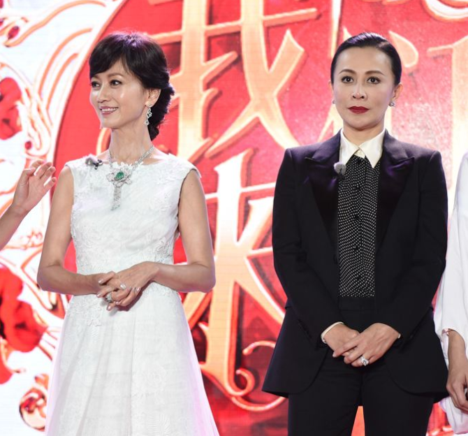 "冻龄"原来是骗人的,在真实镜头下的赵雅芝刘嘉玲,也逃不过岁月_腾讯