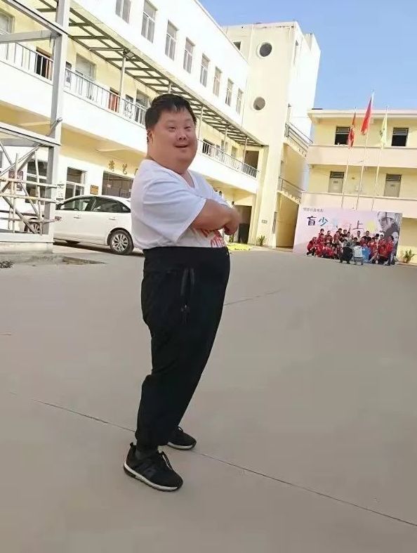 这真的是一位非常负责任的父亲,一生都在为胡一舟考虑和筹划,好在胡一