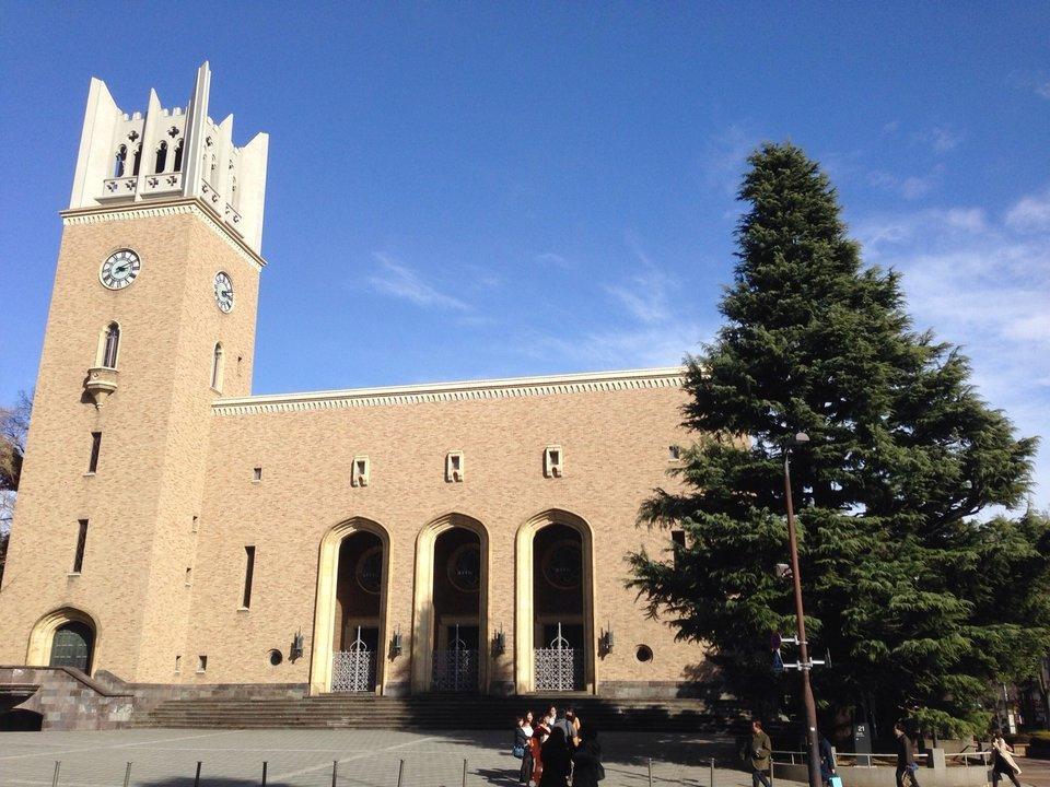 全日本学生人数最多和报考人数最多的大学是哪所?