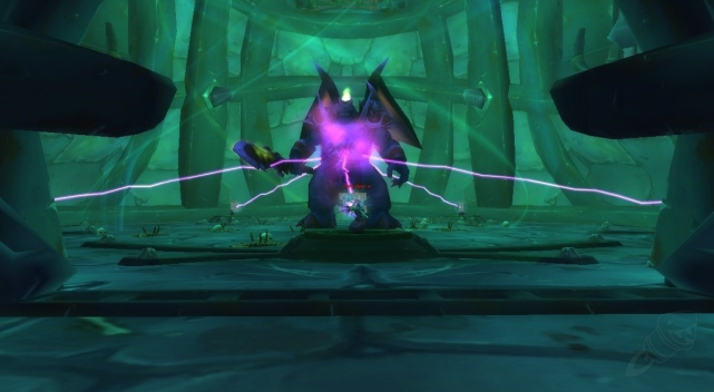 魔兽世界怀旧服:T4套装起拍价引争议,玩家