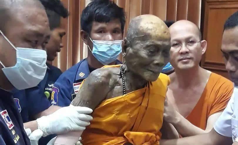 泰国92岁高僧去世后两个月身体不腐还面带微笑!