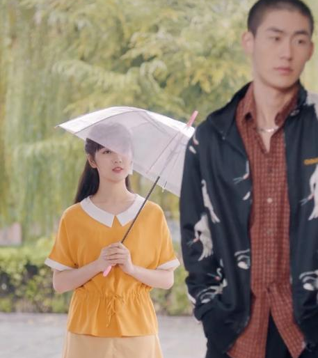 "男翔技校"关晓彤特别出演,讲述了4个性格不同的男人一起生活的故事