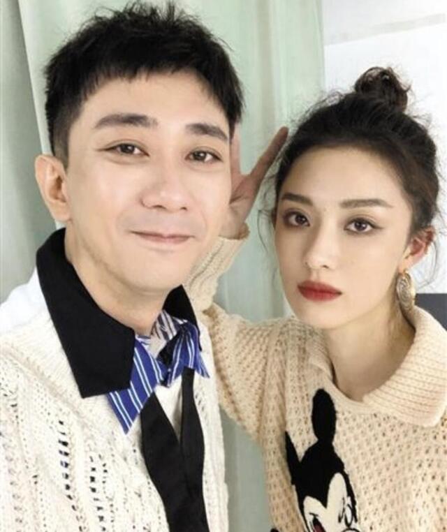 王自健和前妻曾有过许多矛盾冲突,还自曝长期遭受家庭暴力等不良行为