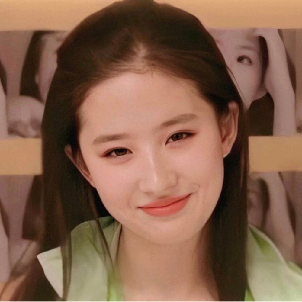 神仙姐姐每一帧都可以用来做头像_腾讯新闻