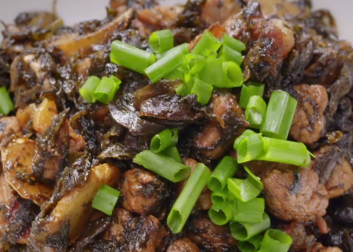 橄榄菜搭配猪腿肉,解馋又营养的家常美味,老少皆宜的美食