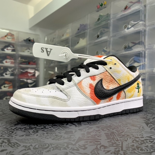 nikedunksbraygum外星人扎染白休闲板鞋