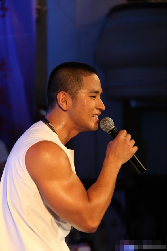 娱乐圈前途大好的刘承俊因逃避兵役加入美国籍被祖国封杀