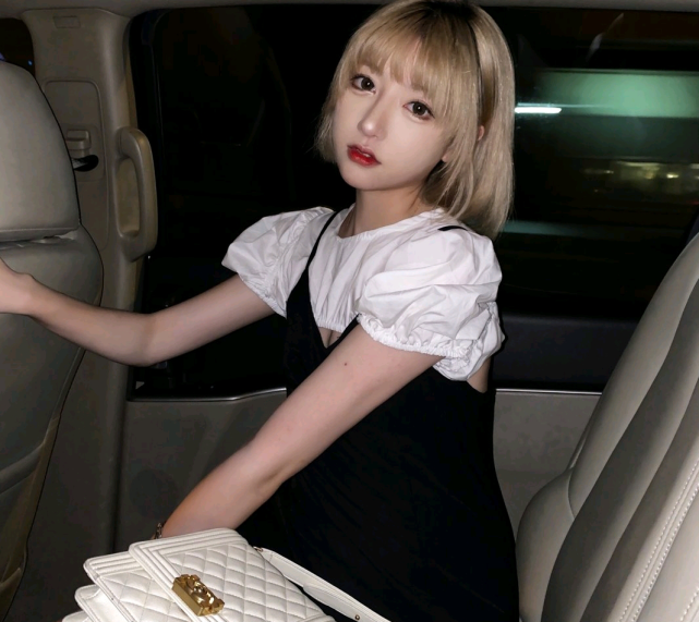 史上最贵女陪玩比心咬米原图素颜曝光傻眼坦克版乔碧萝