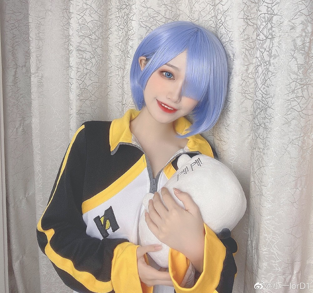 从零开始的异世界生活蕾姆运动服cos这是不是你的老婆