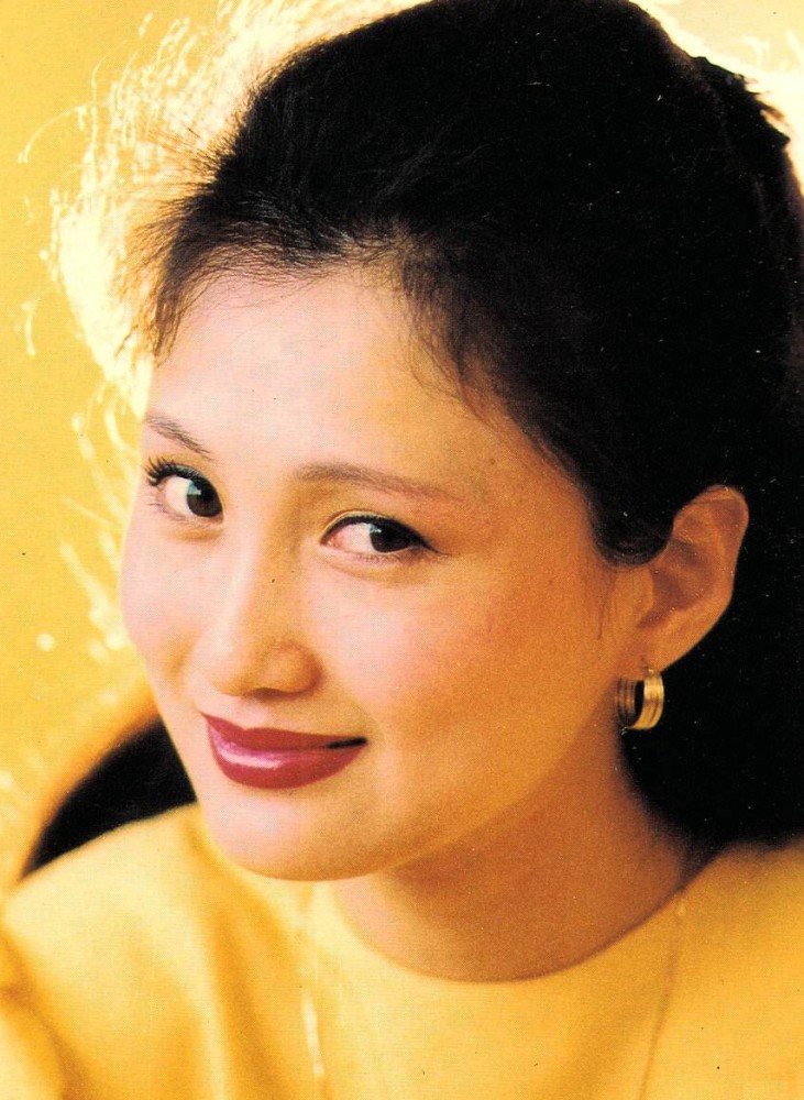 1965年出生的9位美女吴君如曾华倩她们个个都是美人胚子