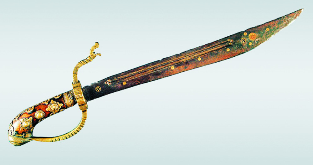 红军长征途中送给住户石杨光家的七星刀