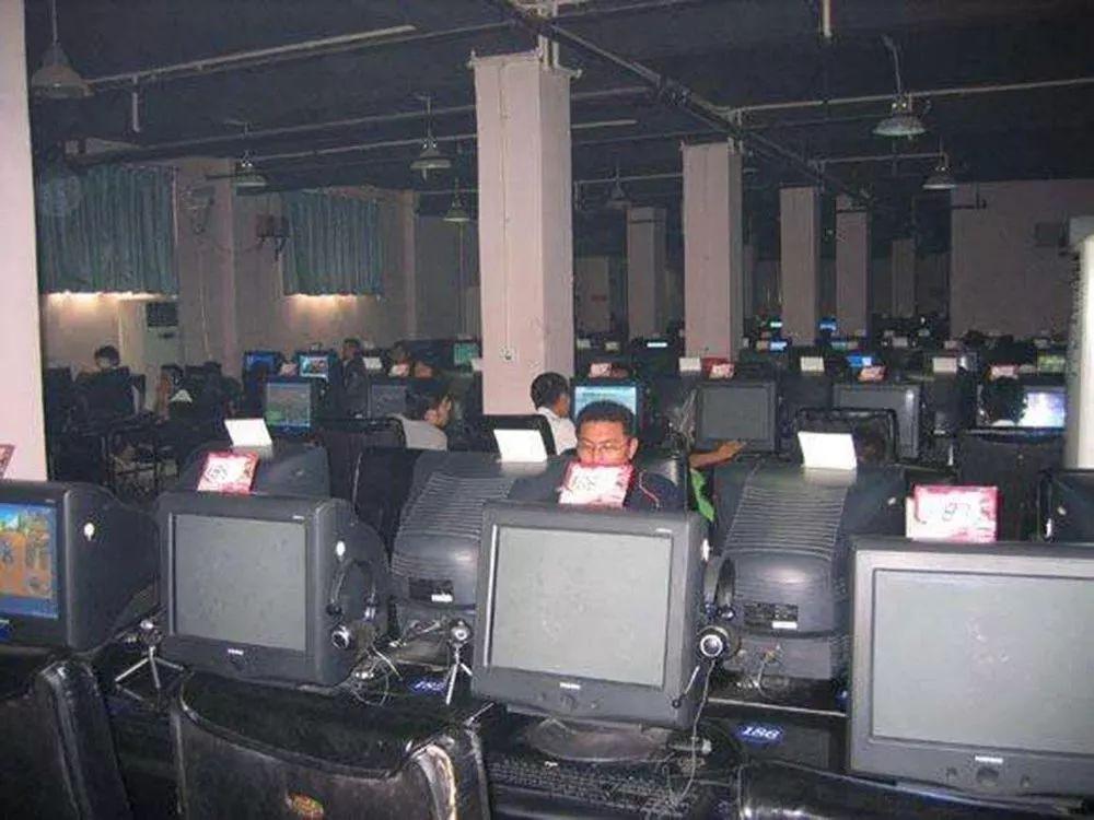 80后钟爱的网吧,现在怎么样了?统计数据出炉,又一个时代落幕!