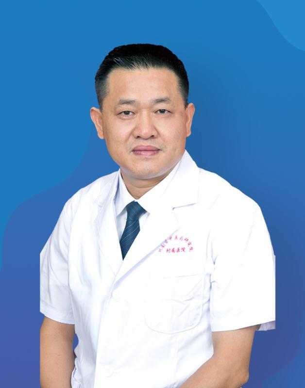 【湖湘名医】结肠直肠肛门外科专家何永恒|"潜心"专业成就好医生