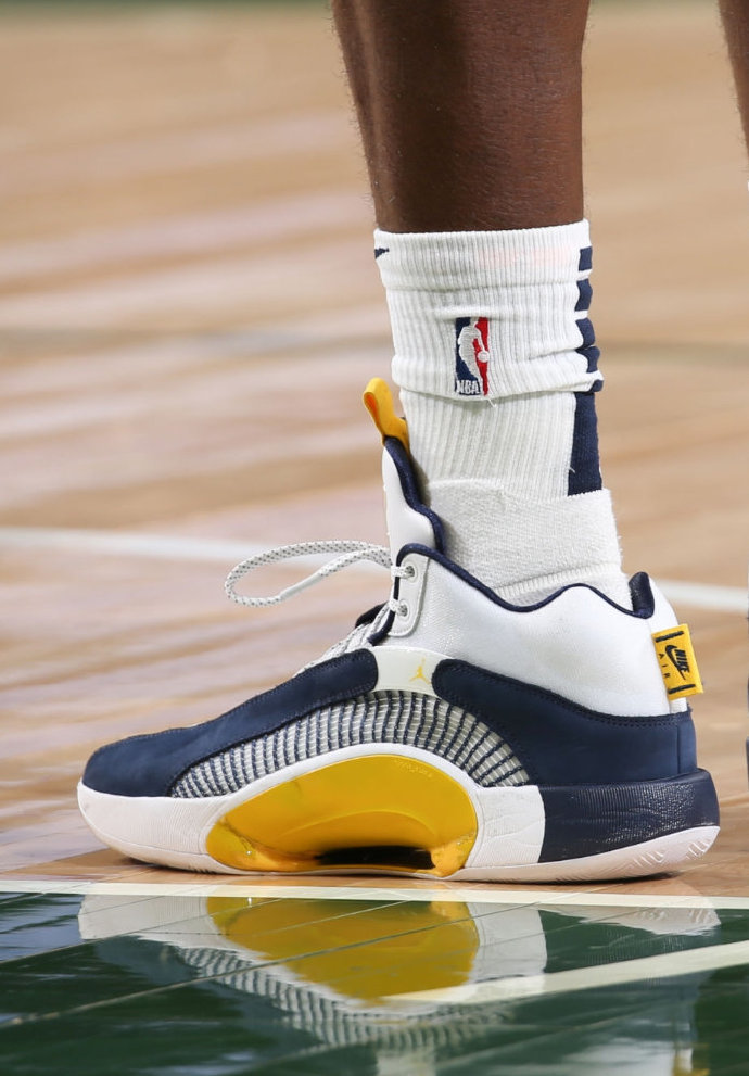 nba球员上脚保罗乔治上脚pg3欧文生日