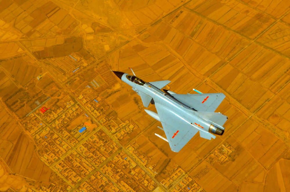 歼10战机23岁生日快乐_腾讯新闻