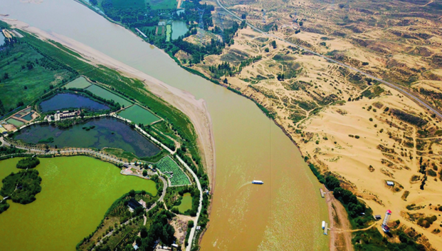 呼和浩特市托克托县黄河两岸风光(2017 年   月    日摄) 连振摄 / 本