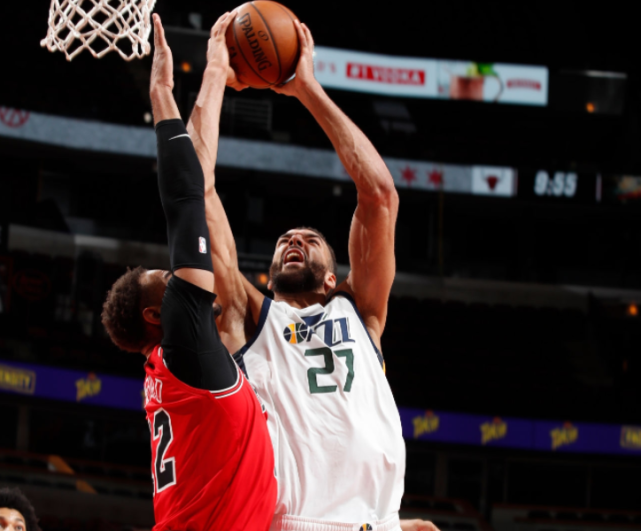 9盖帽戈贝尔单场创多项神迹成爵士队史第一人打出身价