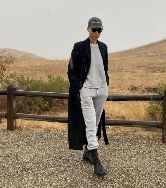 换季穿衣常翻车 明星博主教你athflow一招式穿搭 解决穿衣难题 多多分享