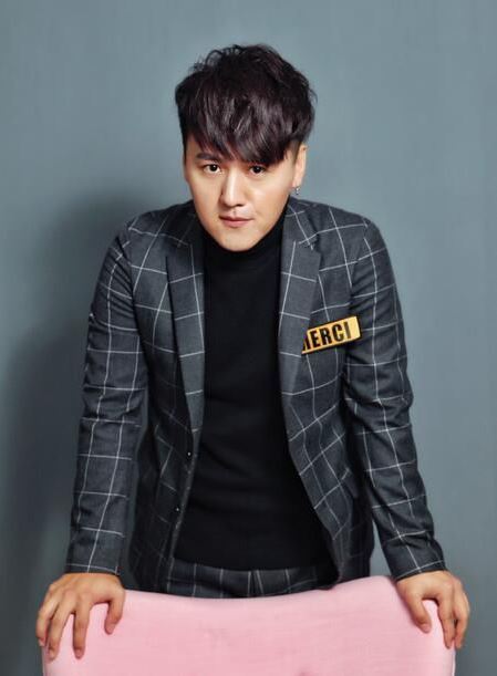 你好李焕英火了你知道贾玲创办的大碗娱乐都有些什么牛人吗