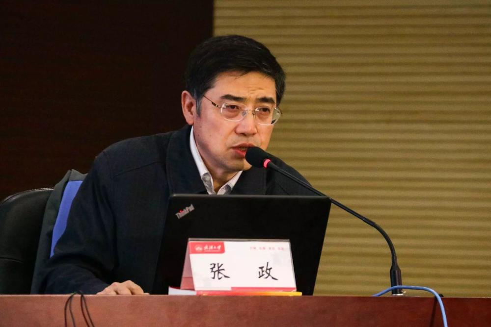 还记得曾主持《正大综艺》的央视名嘴张政吗?如今他再度升迁_腾讯新闻