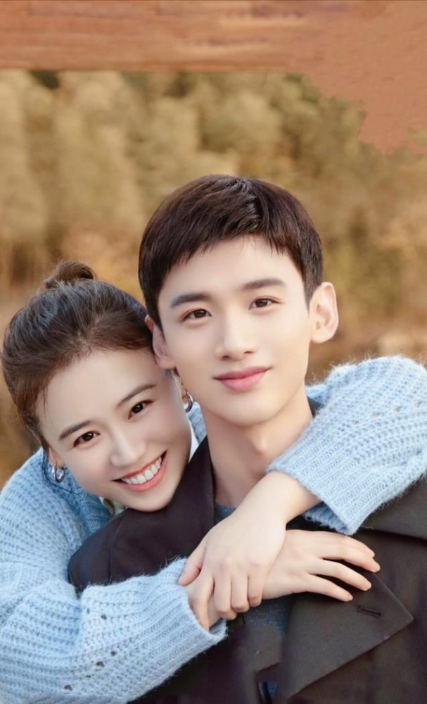 令人捧腹:初次接吻经验不足,白敬亭直接亲到马思纯的鼻子上!_腾讯新闻