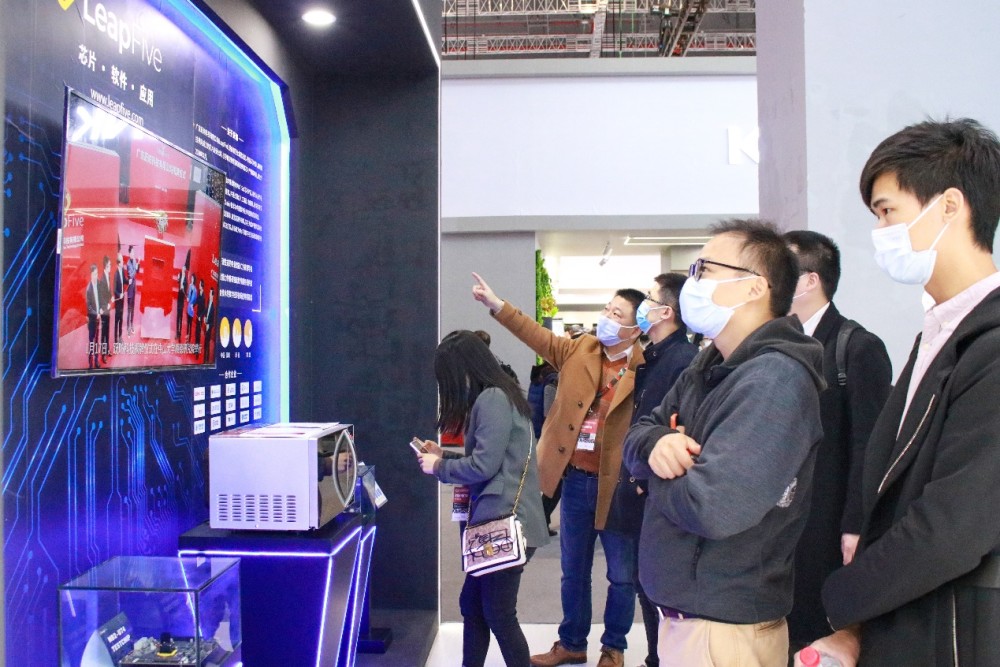 格兰仕携芯科技、新产品、新场景亮相AWE2021-家电圈官网