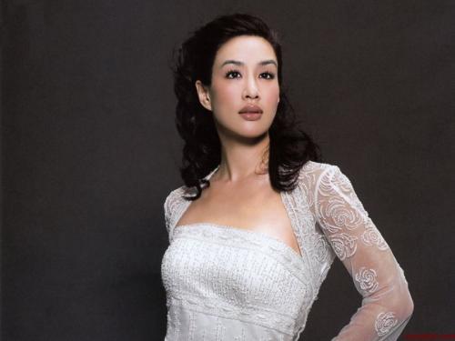 程莉莎67疑67官宣二胎