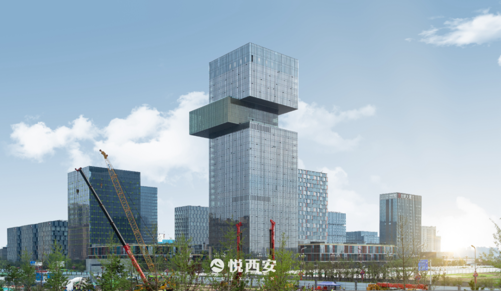 航拍:30秒解锁西咸中心天际线