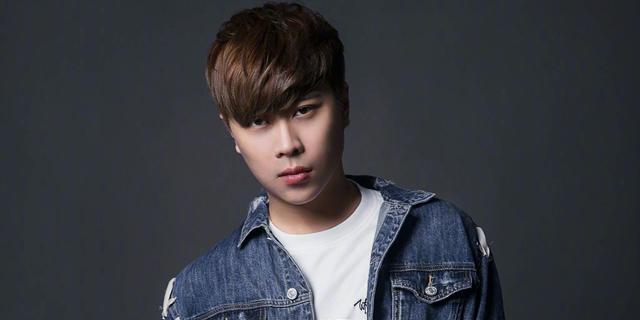 pdd真敢说!直言doinb比lbw更像狒狒,doinb是"新版狒狒"