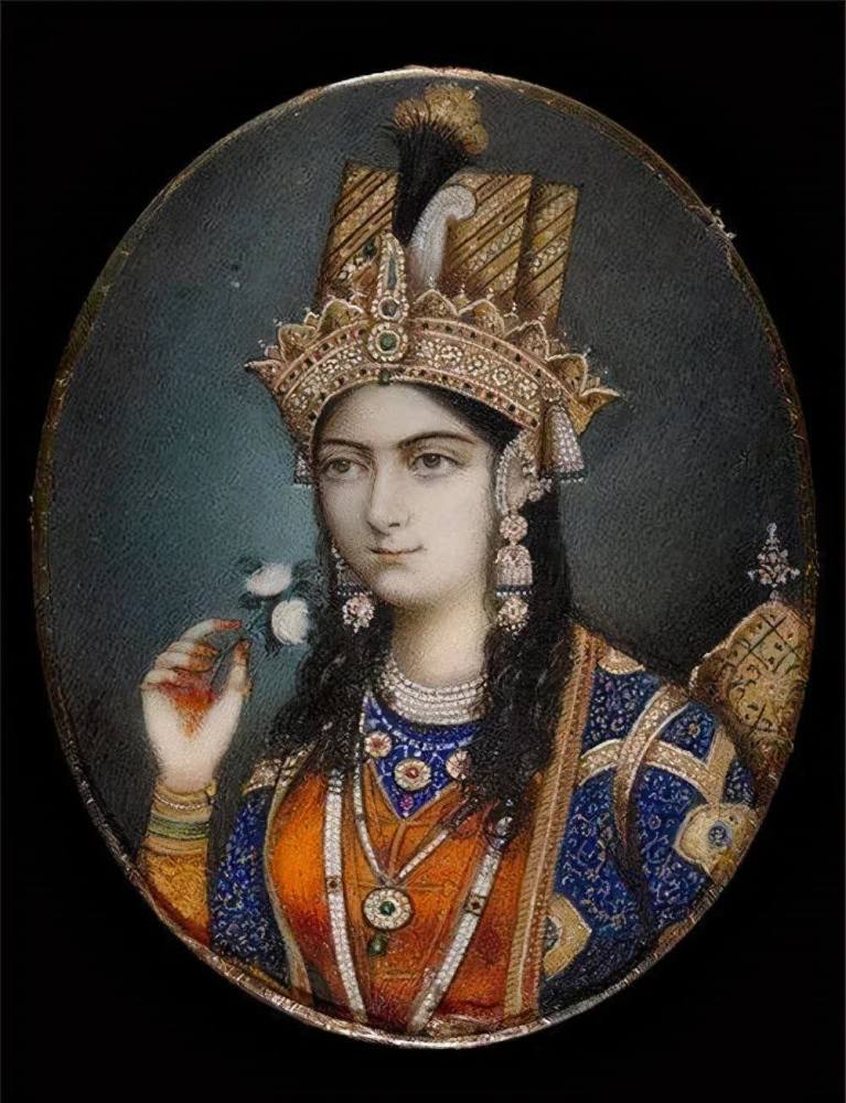 印度一皇后,18年生14胎,38岁油尽灯枯,可惜这盛世容颜