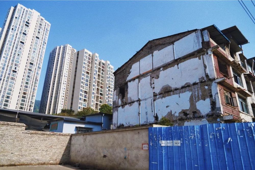 万州城区这条街正在拆迁居民搬迁在你家附近吗