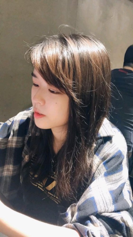 "还记得大明湖畔的周幸儿吗?"沫子贴吧内容流出,言语略显青涩