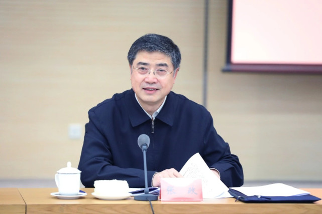 从来没把自己看成是名人昔日央视名嘴张政任河北省委常委