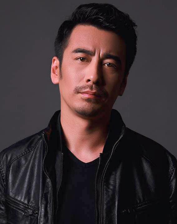 值得一提的是,《重启之极海听雷》中的造型执导张世杰,张丽也倾情加盟