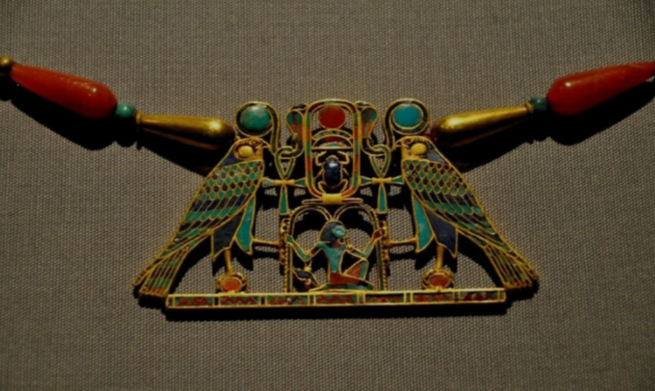 古埃及是一个多神论国家神秘的护身符首饰收藏不当会被诅咒的