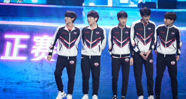 lpl知名选手身高统计曝光晒哥第三jkluzi都在一米七