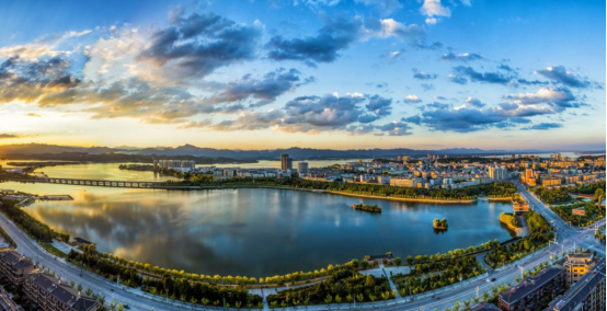 "中国最美小城"武宁打造旅游公路 助力乡村振兴_腾讯新闻