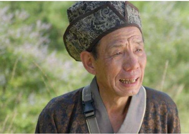 曾是国家一级演员60岁开始演戏奶奶专业户孙子是消防英雄