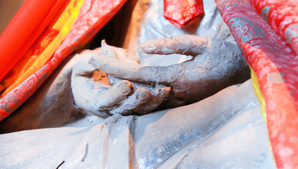 山西深山2座古庙珍藏着15尊肉身菩萨堪称奇迹