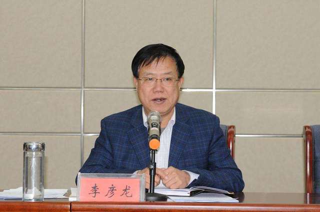 收受5000多万横跨16年兰州市政协原副主席李彦龙受审法庭上痛哭忏悔